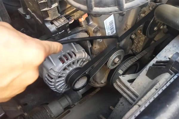 玉州转速传感器的工作原理是什么？